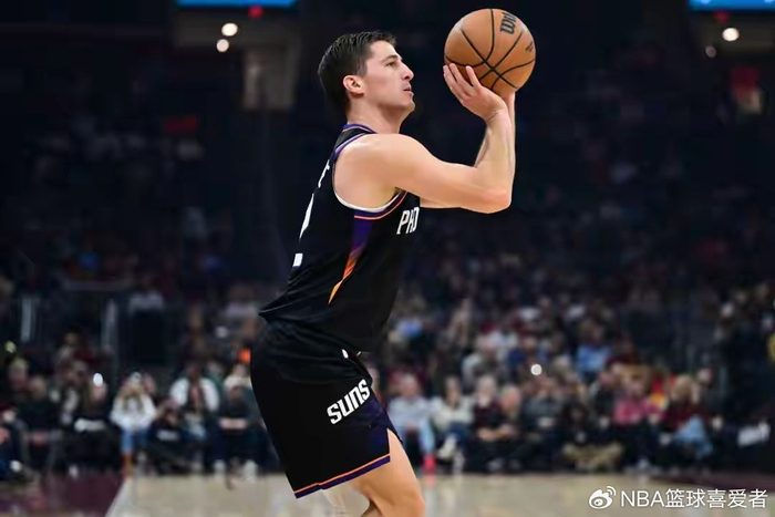 NBA外线火力全开 四大新星刷新三分球纪录