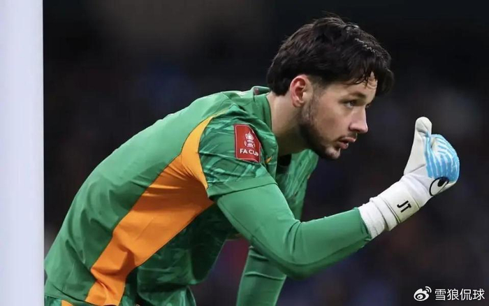 曼城年轻门将特拉福德力保球门 助球队第九次夺