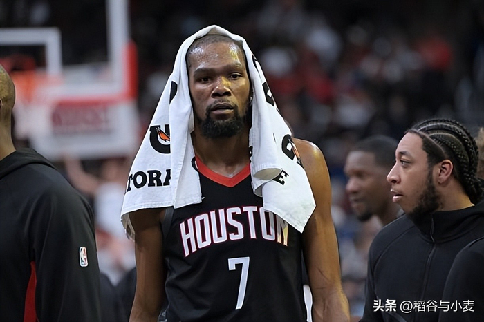 杜兰特独揽40分难救火箭 防守漏洞致球队惨败