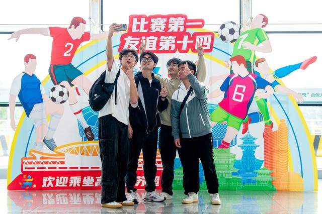 2026苏超首轮开赛阿迪达斯战袍亮相对齐世界杯冠