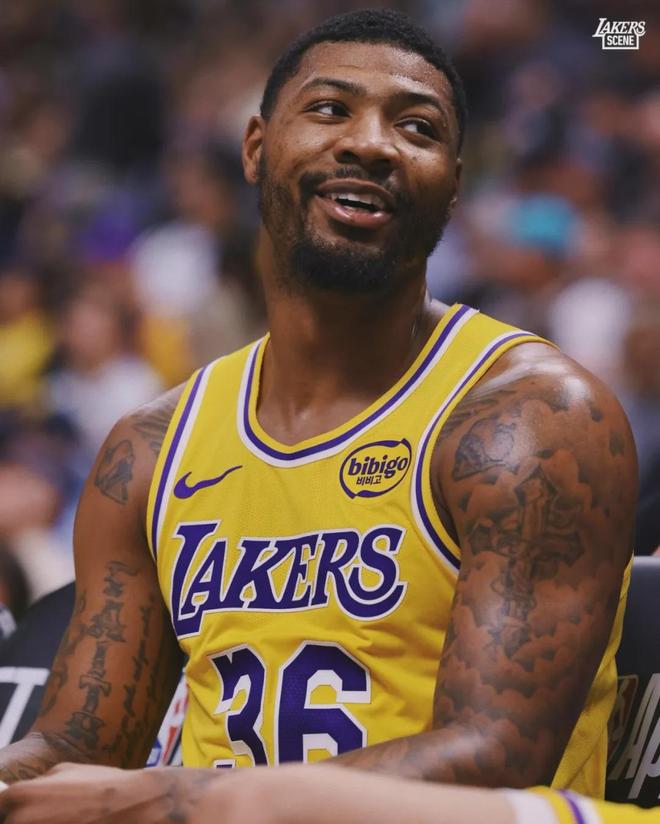 三月NBA进攻防守效率榜揭晓 斯玛特抢断领跑