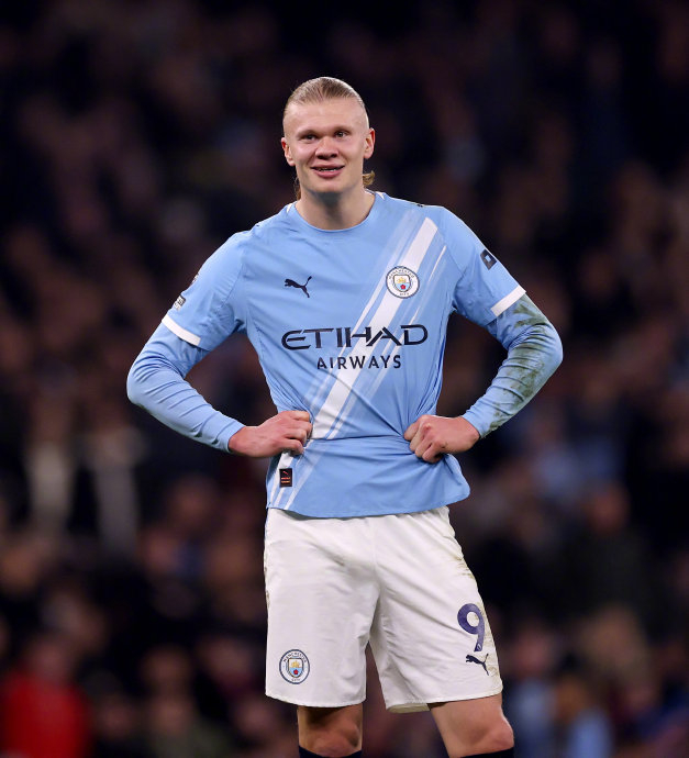 英超赛季纪录刷新 哈兰德萨拉赫领跑射手榜