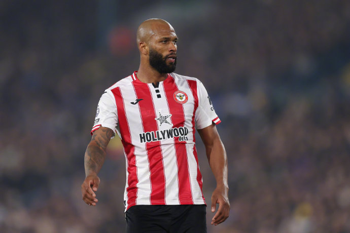 英超赛季纪录刷新 哈兰德萨拉赫领跑射手榜