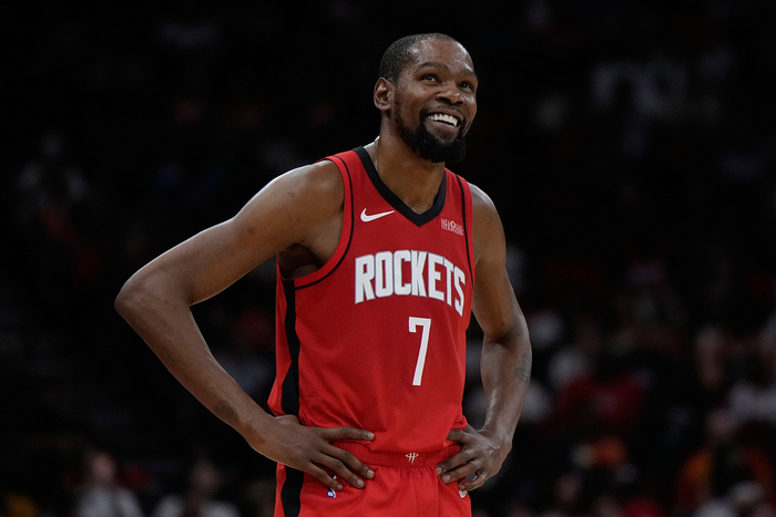 火箭八连胜终结76人连胜 暂列西部第五